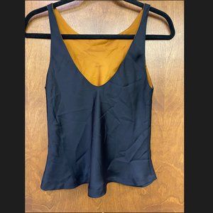 Vetta Cropped  Satin Tank XS
